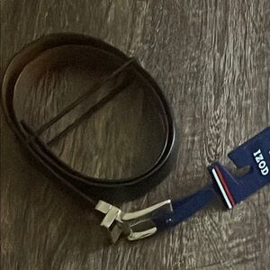 Izod Men's Black Leather Belt
